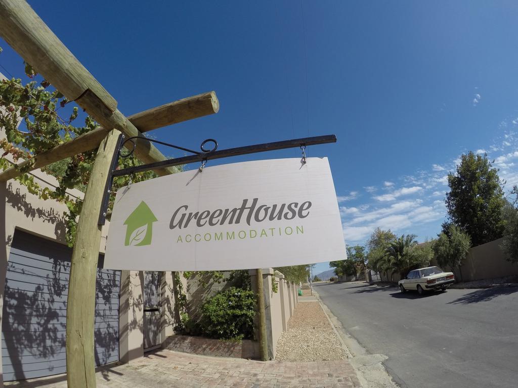 Greenhouse Accommodation タルバ エクステリア 写真